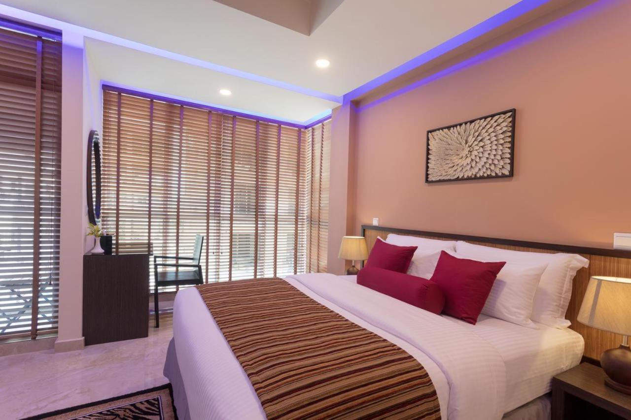 Hôtel Eleven Trees Maldives à Hulhumalé Extérieur photo