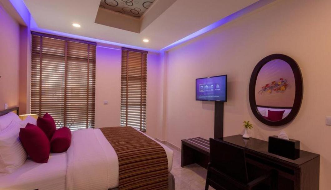 Hôtel Eleven Trees Maldives à Hulhumalé Extérieur photo