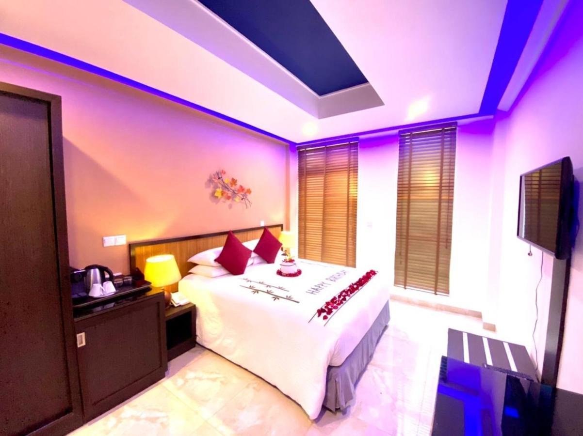 Hôtel Eleven Trees Maldives à Hulhumalé Extérieur photo
